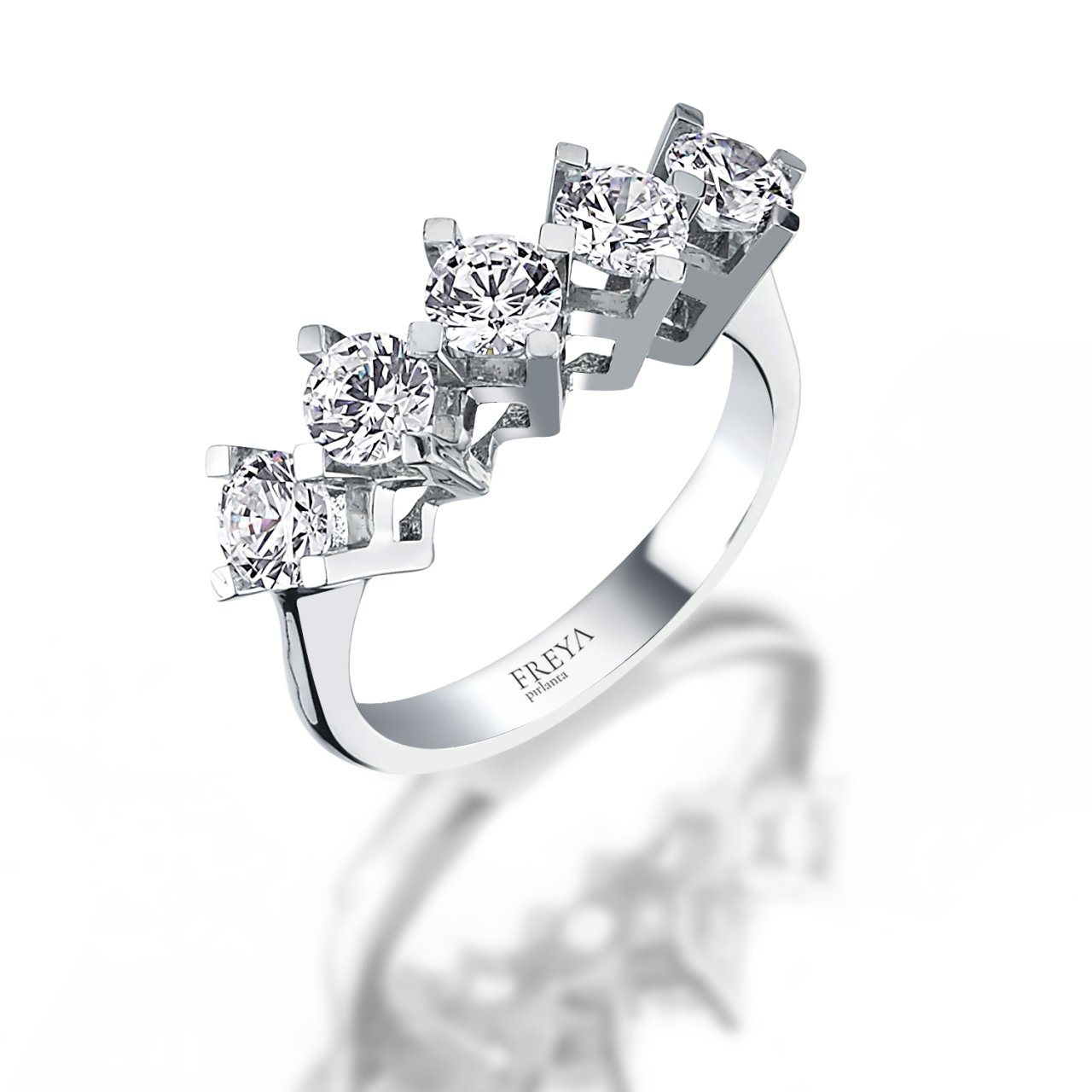 1.25 Karat Beştaş Pırlanta Yüzük F-SI