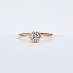 0.30 Karat Özel Tasarım Tektaş Pırlanta Yüzük F-SI